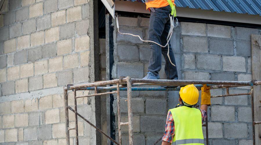 Expert Emergency Roof Repairs services in Taylor, MS